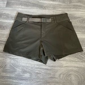 North face paramount short